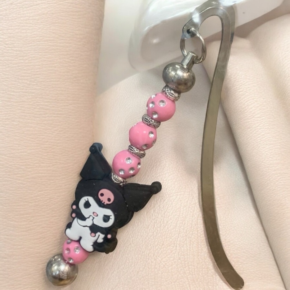 Cute Kuromi Beaded Bookmark with Pink Beads hello Kitty family Sanrio - Picture 3 of 4